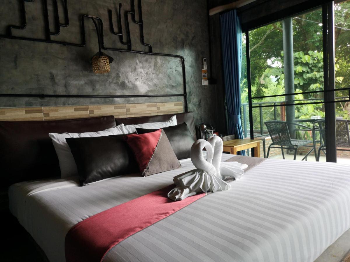 Keeree Loft Resort Thong Pha Phum Eksteriør billede