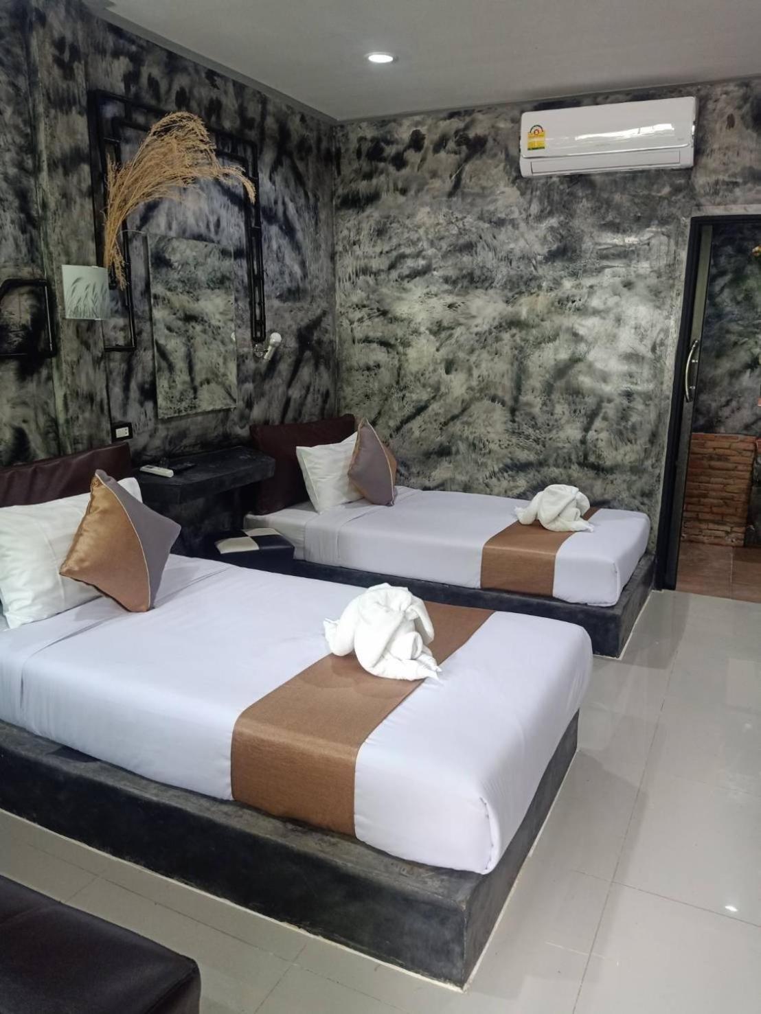 Keeree Loft Resort Thong Pha Phum Eksteriør billede