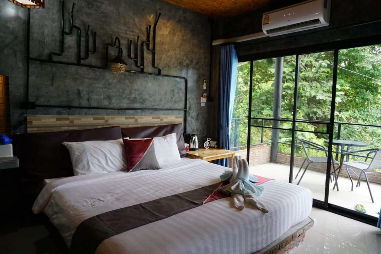 Keeree Loft Resort Thong Pha Phum Eksteriør billede