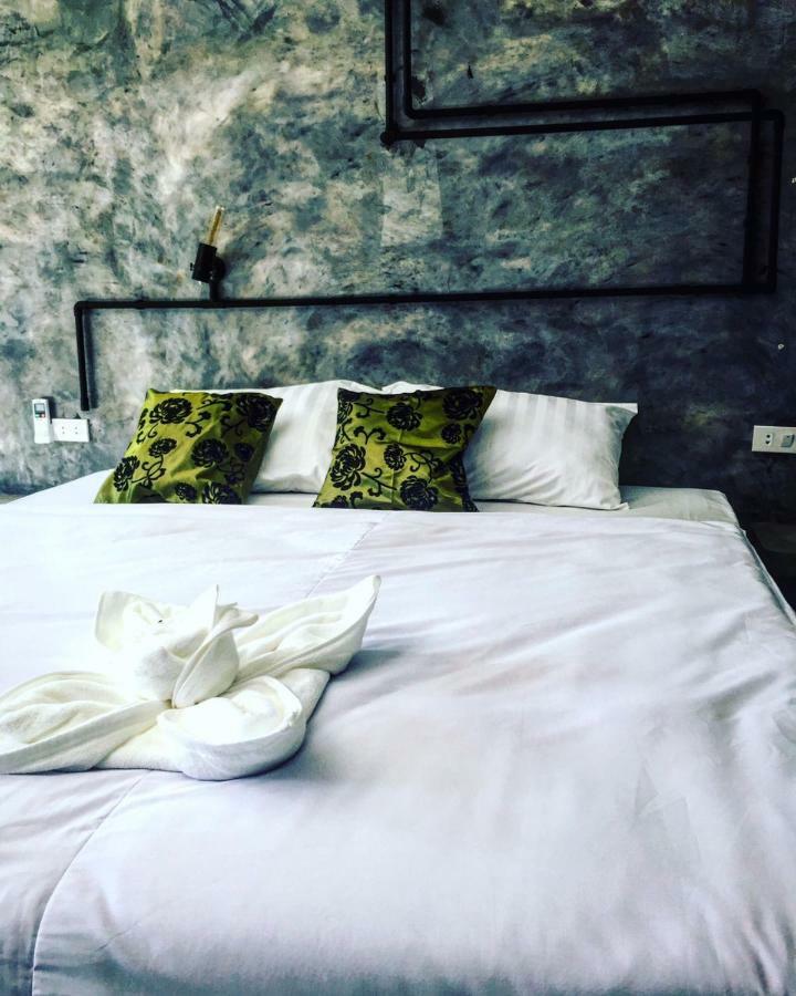 Keeree Loft Resort Thong Pha Phum Eksteriør billede